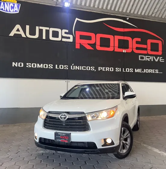 Toyota Highlander 3.5 Xle V6 At