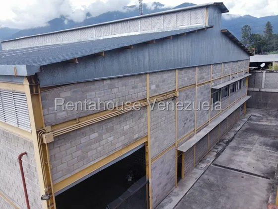 En Alquiler Amplio Galpón En Mariche 25-22638