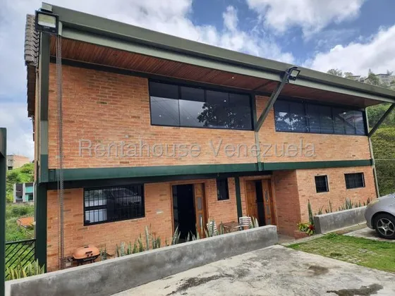 Townhouse En Alquiler La Escondida Mls #25-23102   Km   