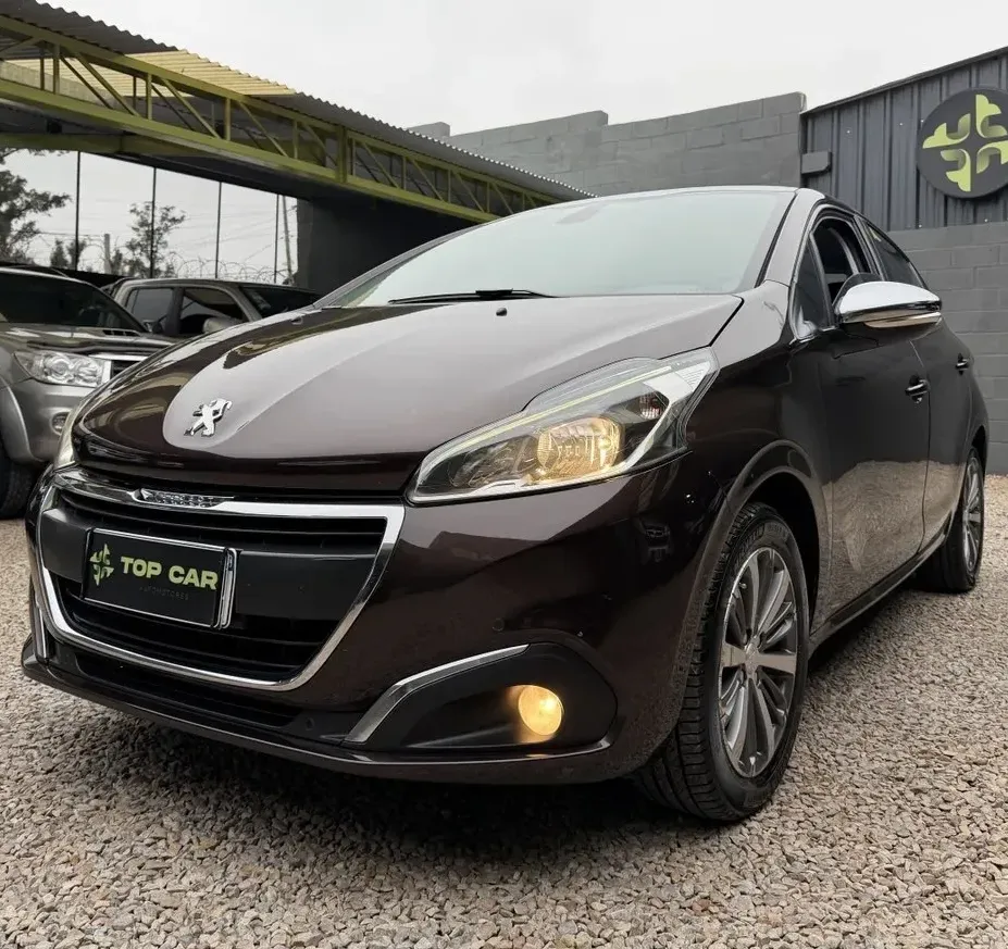 Peugeot 208 1.6 Feline Tiptronic