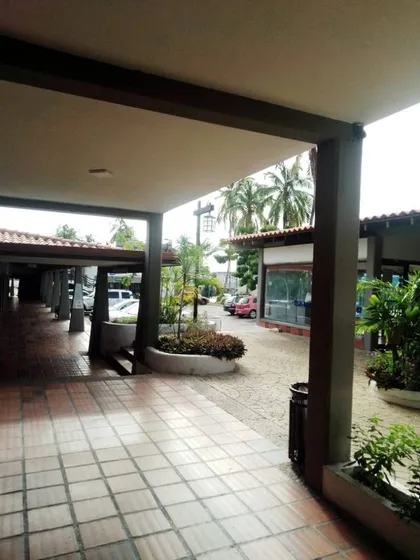 Se Alquila Excelente Local Comercial En Cc Peñon Del Faro De Lecheria