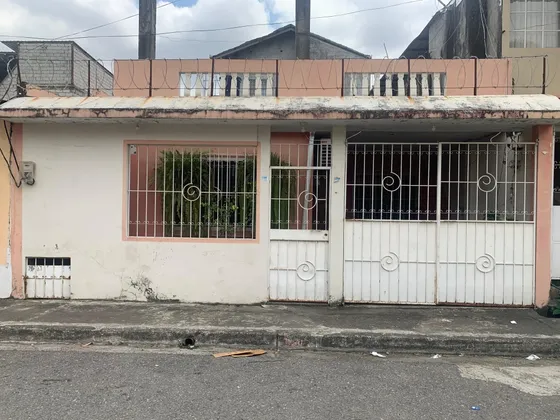 Venta De Terreno Con Casa Incluida