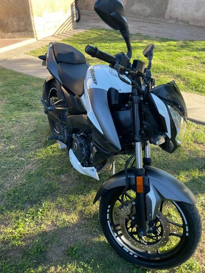 Rouser Ns200 Mod. 2020 25.500 Km Impecable Estado Y Funciona