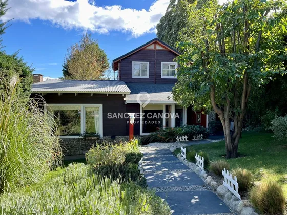 Casa Chalet  En Venta En Las Victorias, Bariloche, Patagonia