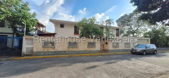 En Venta Acogedora Casa En Colinas De La California 25-21046 Le