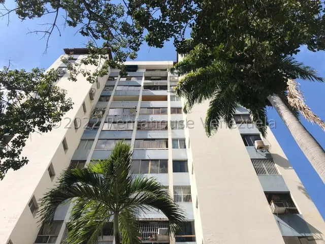 Yonny Silva Rentahouse Vende Apartamento En San José De Tarbes Valencia Rcys 23-17077