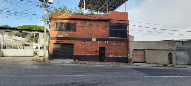 Los Chorros Alquiler De Local A Pie De Calle Ach