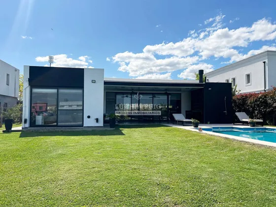 Casa En Venta A La Laguna 3 Dormitorios - San Benito