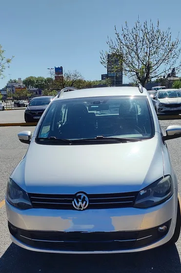 Volkswagen Suran 1.6 Imotion Highline