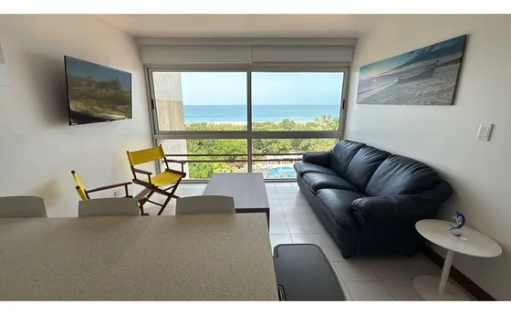 Se Vende Apartamento 60m2 Camuri Grande 0850