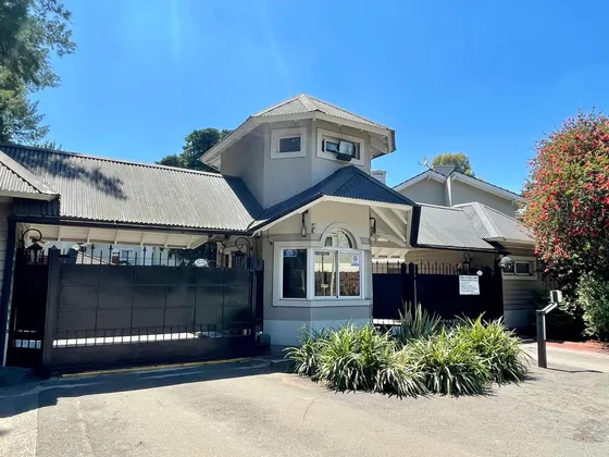 Casa En Venta B° Cerrado Maria Del Parque - Leloir