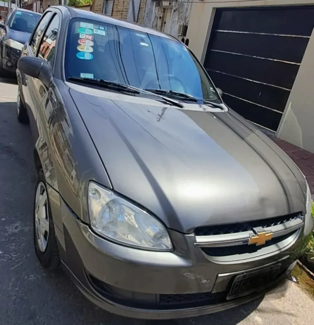 Corsa Classic 1.6. Nafta/gnc. 4 Puertas!. Cubiertas Nuevas