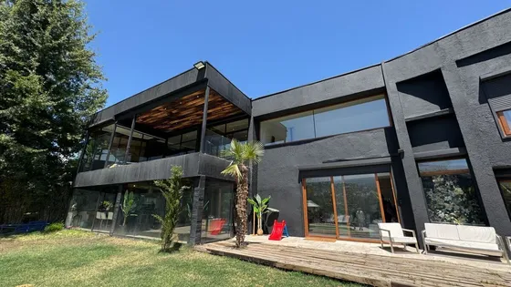 Espectacular Casa En El Huinganal, Lo Barnechea