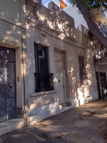Casa En Venta En Parque Avellaneda