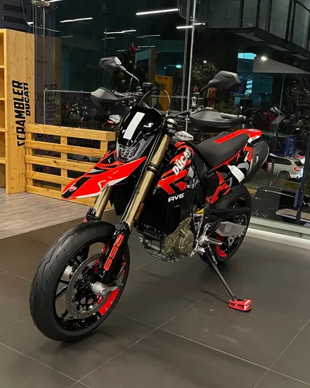 Ducati Hypermotard 698 Rve
