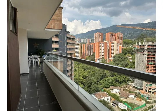 Se Vende Apartamento Sector Envigado Loma Los Mesa