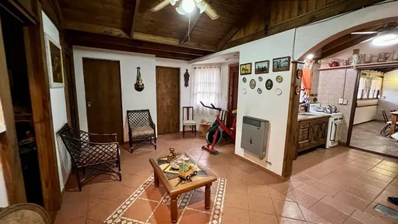 Casa 4 Ambientes Jardin Pileta Y Quincho
