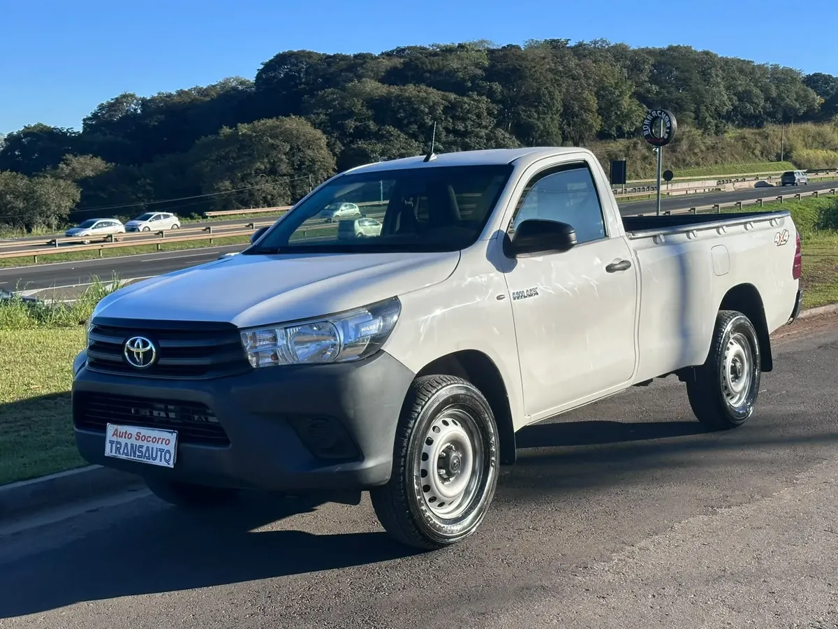 Toyota Hilux 2020 2.8 Tdi Std Cab. Simples 4x4 2p — foto 10