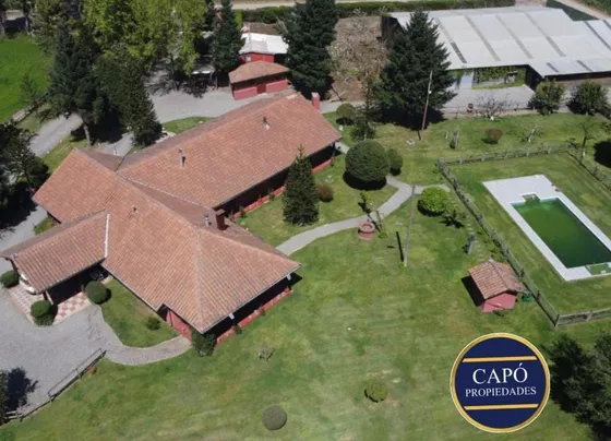 Espectacular Casa En Venta De 5 Dorm. En Yerbas Buenas