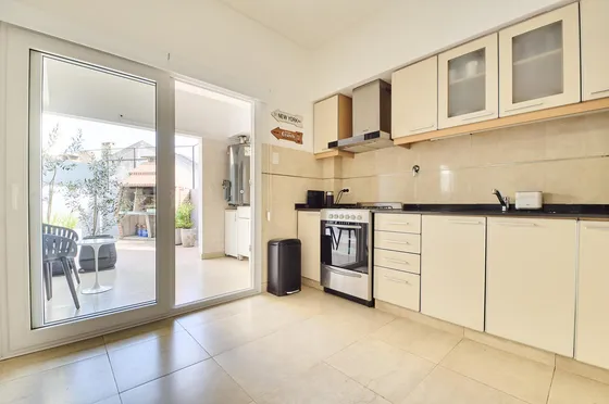 Venta Departamento 4 Ambientes Con Cochera En Ramos Mejia - No Abona Expensas