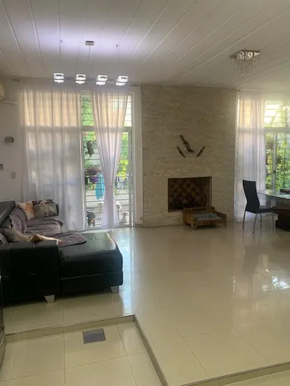 Excepc Ph Pb Tipo Loft Espectac Jardín  Parr Igual A Estren Totalm Recicl C/posib Construcc De Más Ambientes