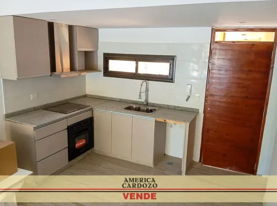 Del Mangrullo 1285 - Vista Leloir Departamento