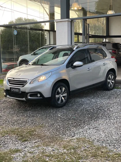 Peugeot 2008 1.6 Feline Tip