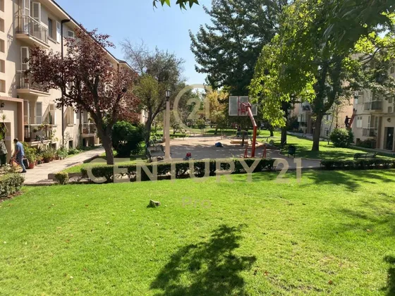 Venta Dpto. Ñuñoa  Con Parque Interior