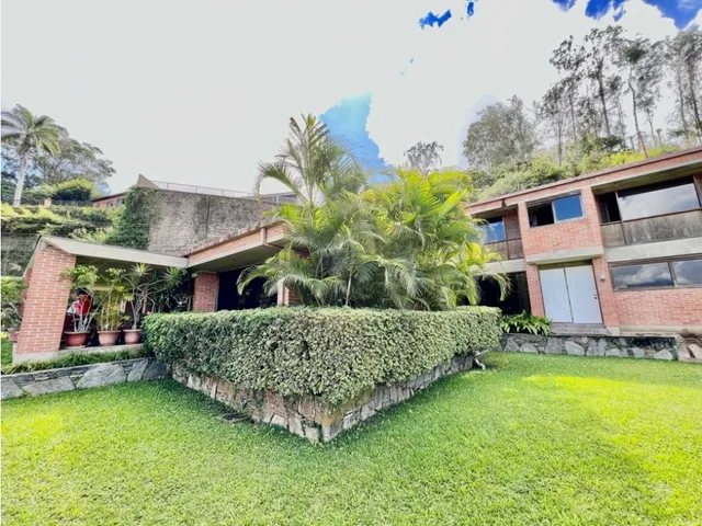 Se Vende Casa 750m2 4h+2s+ch/7b/8p Alto Hatillo