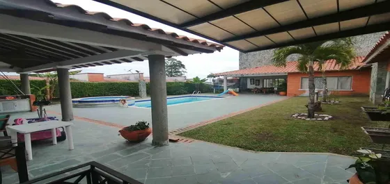 Casa Campestre En Venta Variante La Romelia/dosquebradas  (279058564).