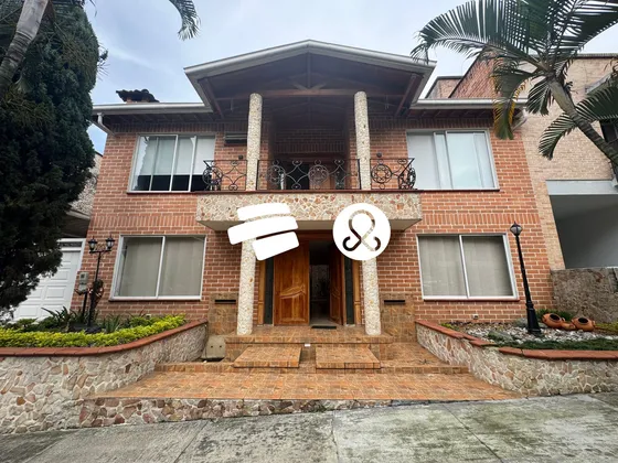 Hermosa Casa En Venta