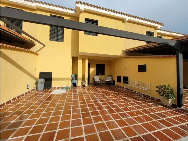Townhouse En Venta Urb Los Tamarindos San Diego Aa-6003478