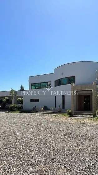 Inmejorable Oportunidad! Actual Y Moderna Casa En ...