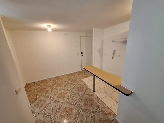 En Venta Cómodo Departamento 2d + 1 Baño - Barrio Cueto