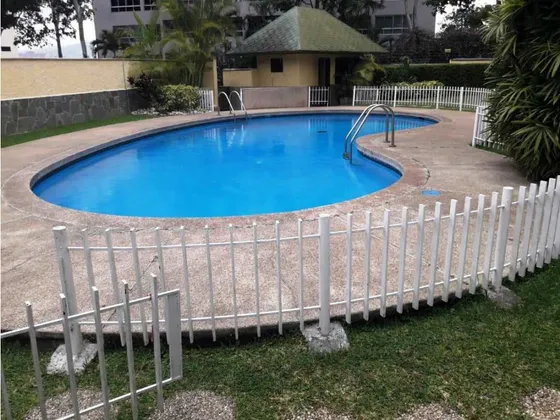 Se Vende Apartamento 150m2 Colinas De Valle Arriba 4589