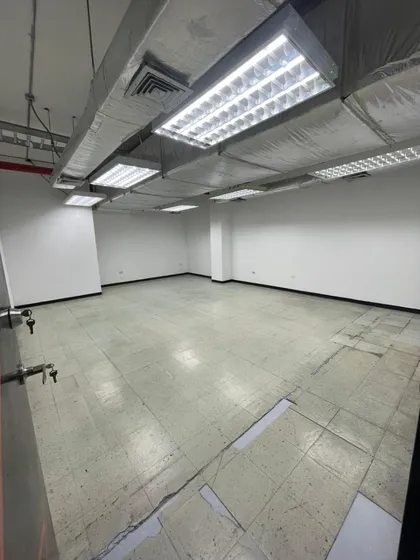Alquiler De Oficina En Los Ruices De 41m2