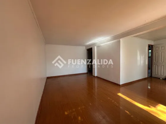 Casa En Arriendo De 4 Dorm. En La Florida