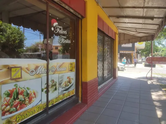 Venta Casa Con Local, Depto 2 Amb. Y Garage 
