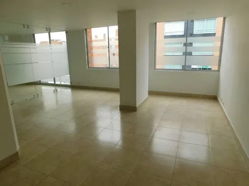Locales En Arriendo Santa Barbara Alta 462-1071