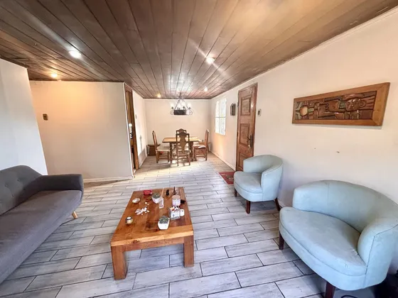 Hermosa Casa En Venta 3d 1b - Metro Los Orientales - Ñuñoa -