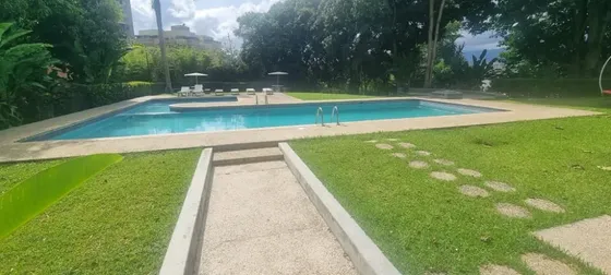 Apto En Venta /terrazas De Club Hipico/180m2/3 Hab+ Serv/3b/2p.e/ref 145.000