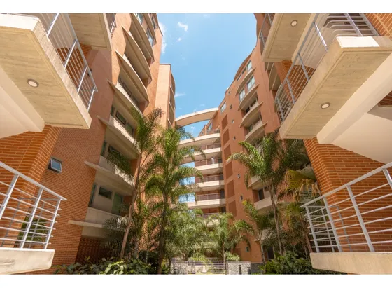 Vendo Apartamento 214m2 Lomas De Las Mercedes 3802