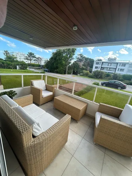 Venta De Depto En Ed Marenos, Rincon Del Indio, Punta Del Este
