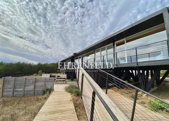 Pangal, Pichilemu. Casa En Condominio.