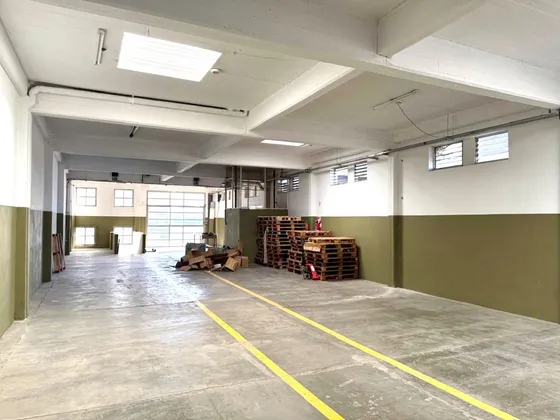 Alquiler Galpón 1170m2 En Mataderos
