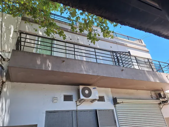 Ph 2 Ambientes En Versalles Balcon Y Terraza