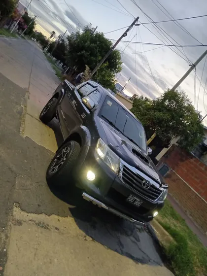 Toyota Hilux Pick-up 3.0 Cd Srv Cuero 171cv 4x4 - E4