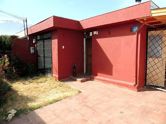 Casa En Excelente Ubicacion A Pasos De Av La Florida
