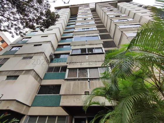 Edt Apartamento En Venta En Chuao 24-13845 Yf