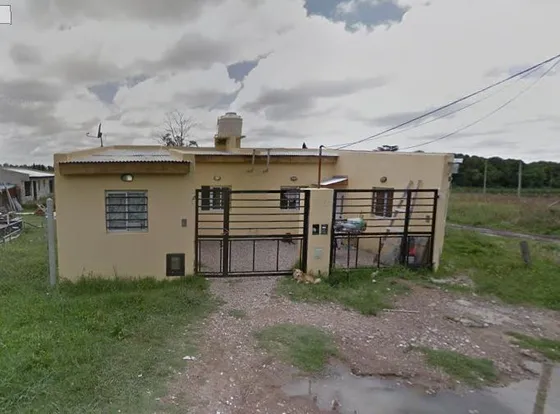 Casa Multifamiliar En Venta - 2 Dormitorios 2 Baños - 351mts2 - Lisandro Olmos  